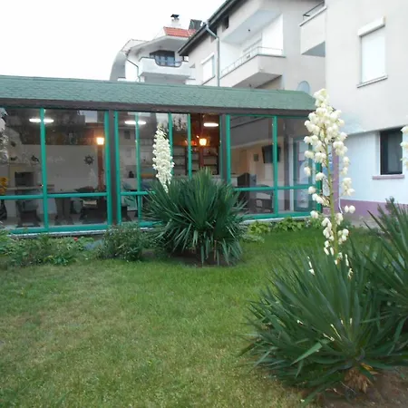 Guest house Victoria Chernomorets